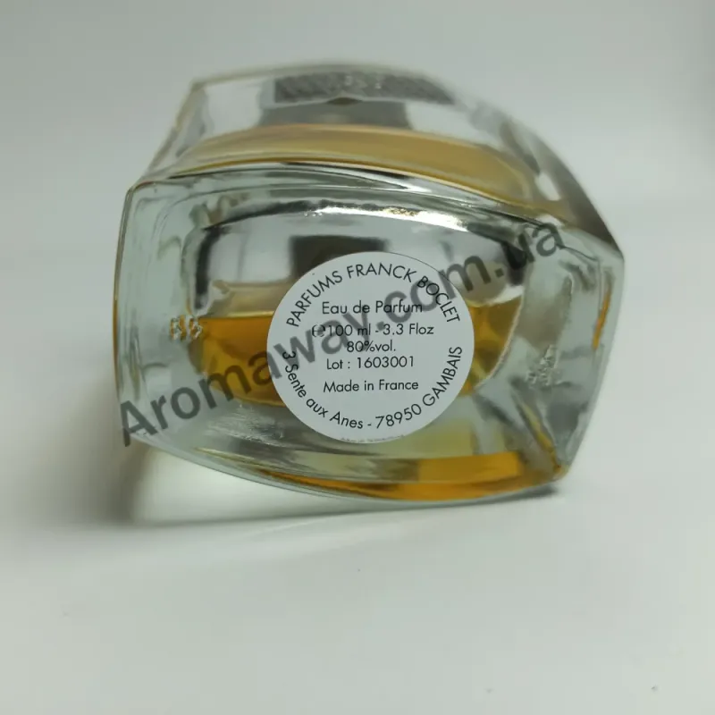 Franck Boclet Cedre EDP — оригінальний парфум, ракурс 3
