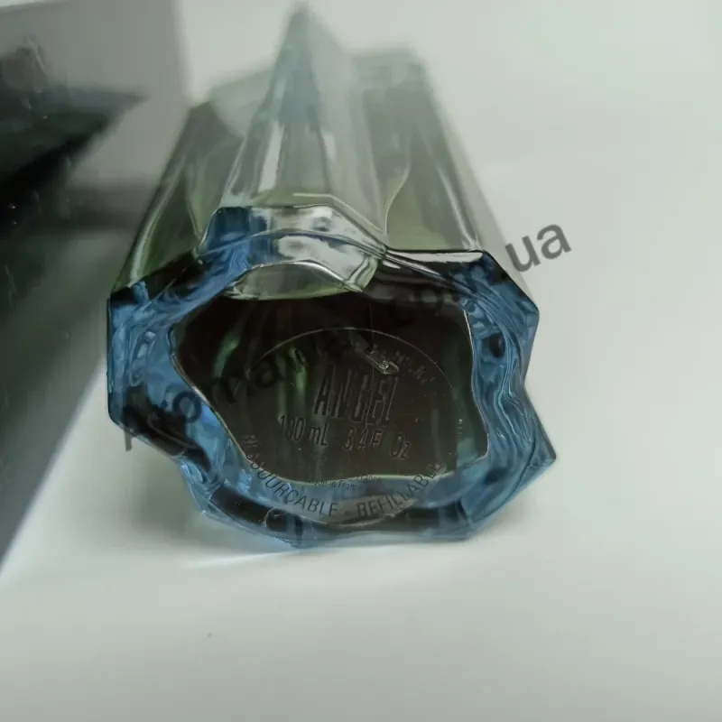 Thierry Mugler Angel EDP — оригінальний парфум, ракурс 4