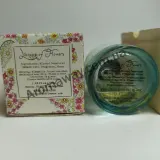 Library of Flowers Honeycomb EDP — оригінальний парфум, ракурс 3